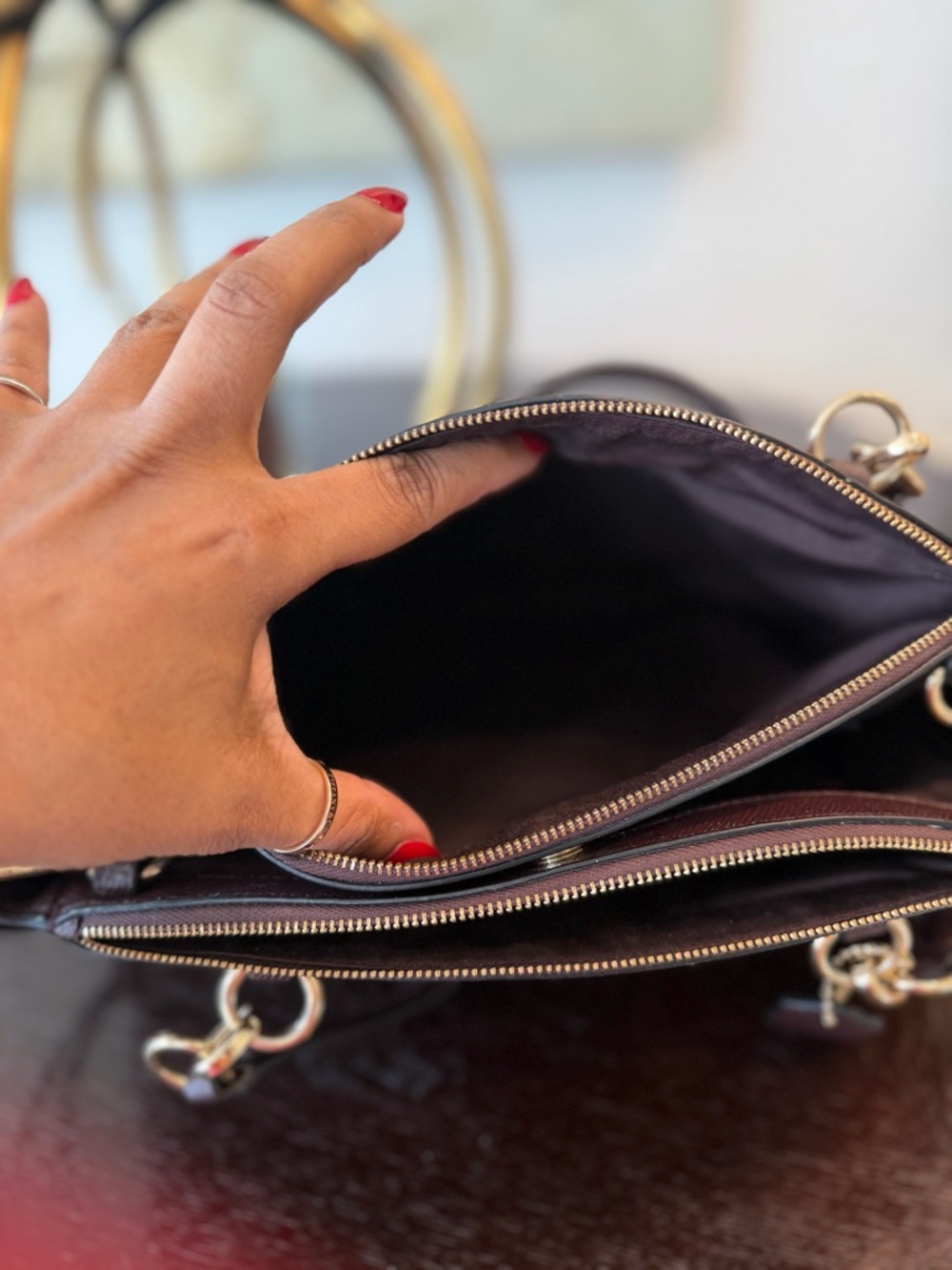 Coach Christie Carryall (outlet model) - Picture 9 of 11